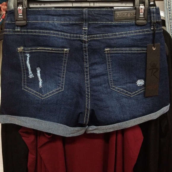 Low Waist distressed jean shorts women - Picture 3 of 13